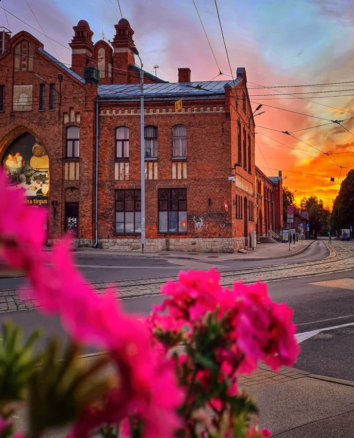 Āgenskalns - zaļais Pārdaugavas centrs un seno namu mājvieta
