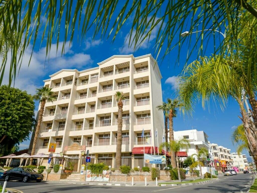 Estella Hotel & Apartments GoTrip.lv