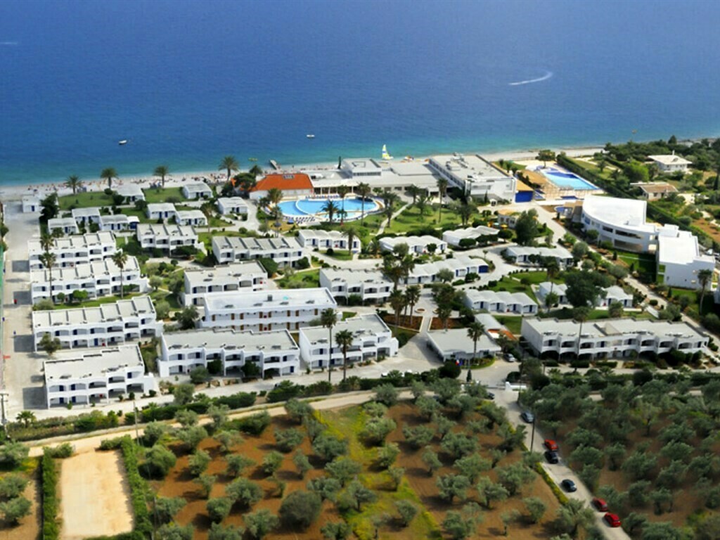 Kinetta Beach Resort & Spa - GoTrip.lv